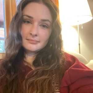 Meet your Posher, Arielle